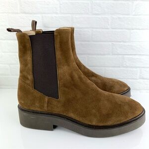 Stuart Weitzman Henley Suede Chelsea Boot Espresso Brown Size 8 $550